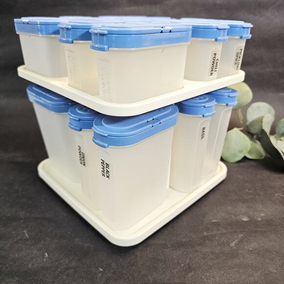 Tupperware Modular Mates Spice Carousel Set Of 16 Shaker Containers Vintage Blue - Picture 1 of 10